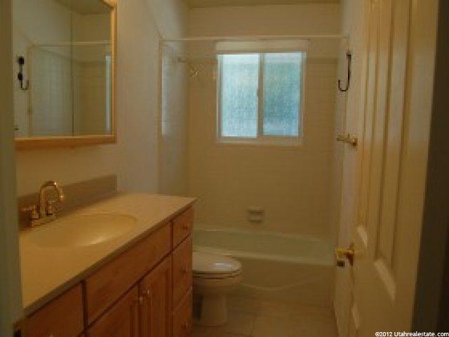 362 W 4050 N, Pleasant View, UT 84414 — photo 5