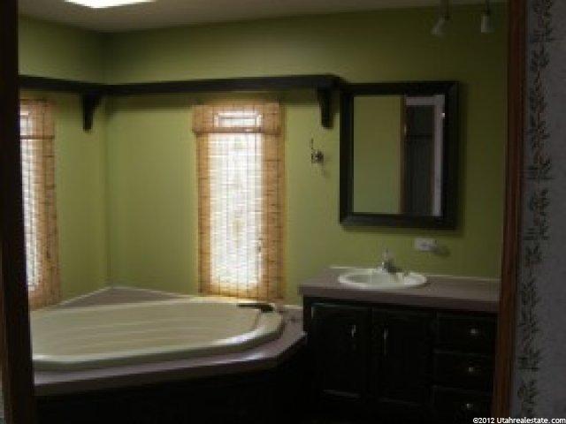 150 E 750 N #128, Vernal, UT 84078 — photo 6