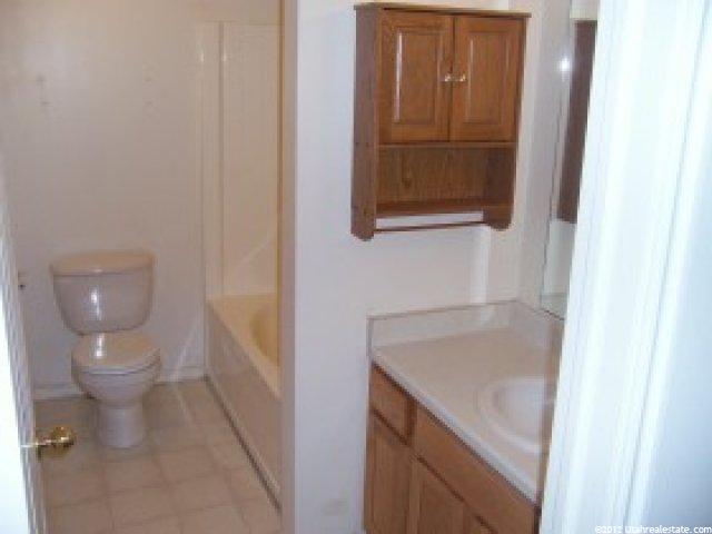 122 Penhurst Pl, Logan, UT 84341 — photo 9