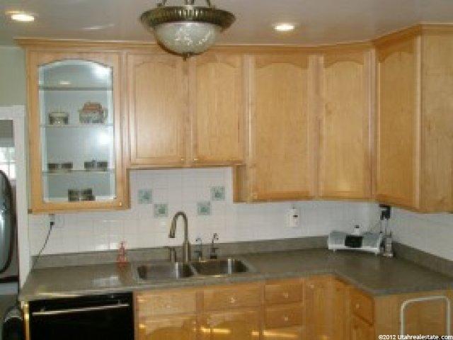379 E 8400 S, Sandy, UT 84070 — photo 4