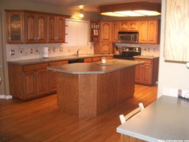 2135 E 3100 N, Layton, UT 84040 — photo 4
