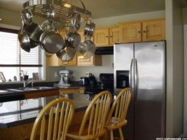 33 Bonanza Rd, Farmington, UT 84025 — photo 2