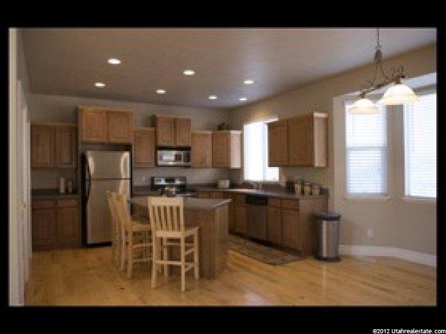 772 N 1475 E, Layton, UT 84040 — photo 2