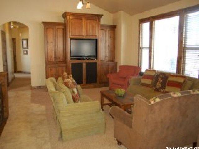 992 E Brookfield Ave, Erda, UT 84074 — photo 2
