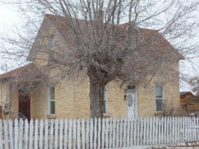 69 N 200 E, Mayfield, UT 84643 — photo 2