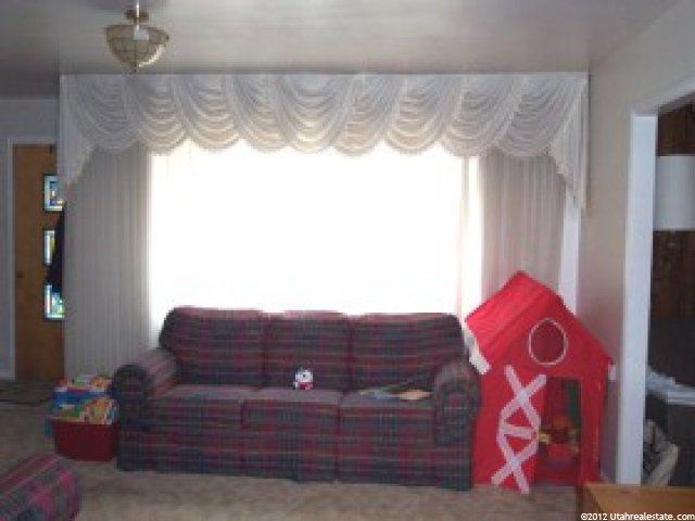 210 Post St, Cokeville, WY 83114 — photo 2