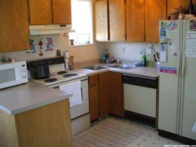412 W 225 N, Clearfield, UT 84015 — photo 3