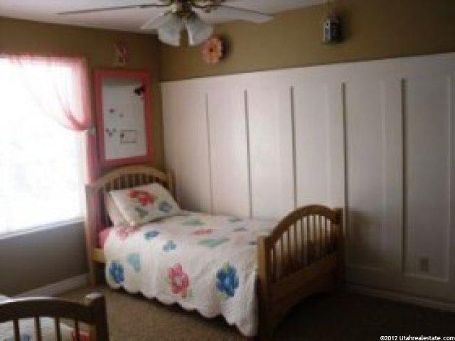 176 W 1300 North Cir, Centerville, UT 84014 — photo 10