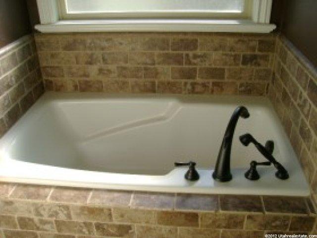 1727 S 1050 W, Vernal, UT 84078 — photo 8