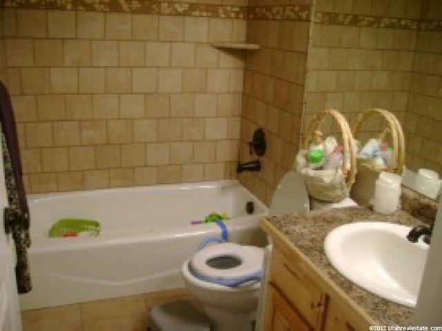1727 S 1050 W, Vernal, UT 84078 — photo 10