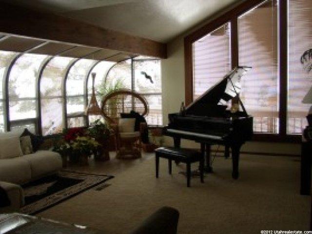 10325 S 2505 E, Sandy, UT 84092 — photo 3