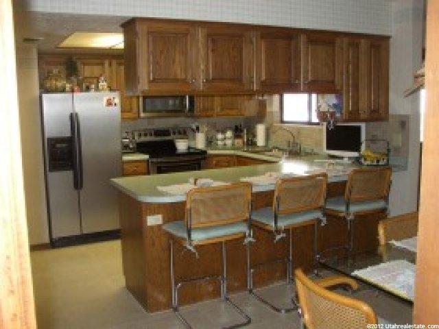 10325 S 2505 E, Sandy, UT 84092 — photo 5