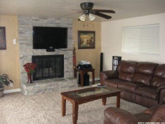 1543 Marilyn Dr, Syracuse, UT 84075 — photo 2