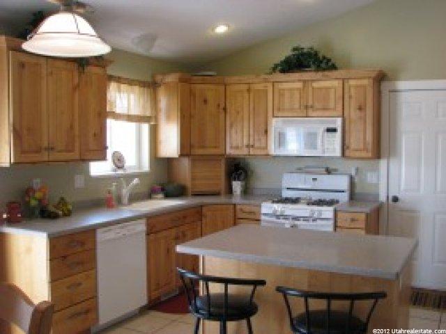 370 Garden Dr, Providence, UT 84332 — photo 2