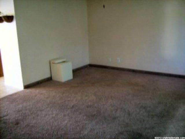 2967 Beech St, Bloomington, UT 84790 — photo 3