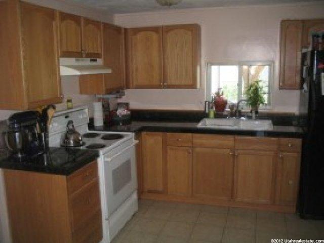 4936 S 525 W, Riverdale, UT 84405 — photo 2