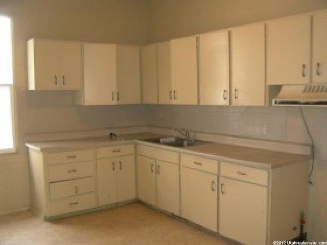 639 E 23rd St S, Ogden, UT 84401 — photo 2
