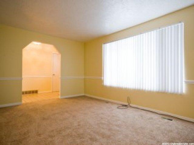 1052 Mala Dr, Layton, UT 84041 — photo 4