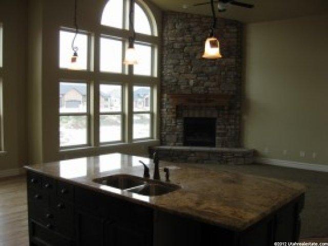 180 N 3375 W, Layton, UT 84041 — photo 4