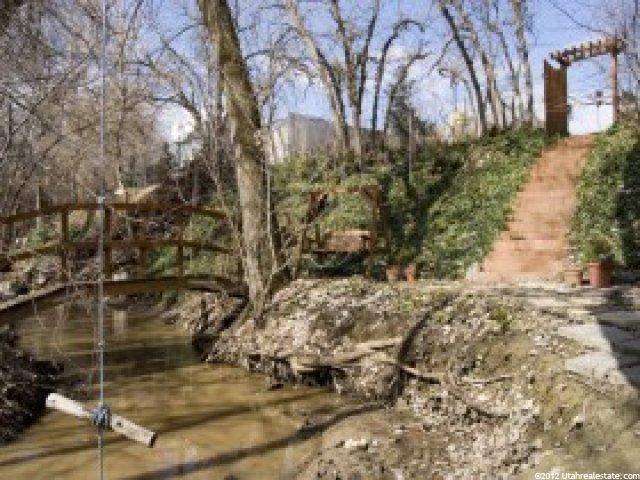 102 E Shadowbrook Ln, Kaysville, UT 84037 — photo 5