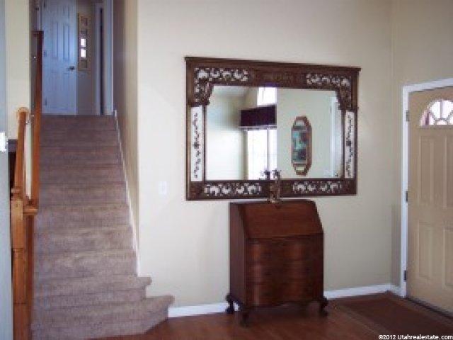 394 E Sandy Park Cir, Midvale, UT 84047 — photo 2