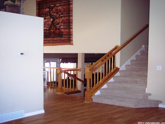 394 E Sandy Park Cir, Midvale, UT 84047 — photo 3