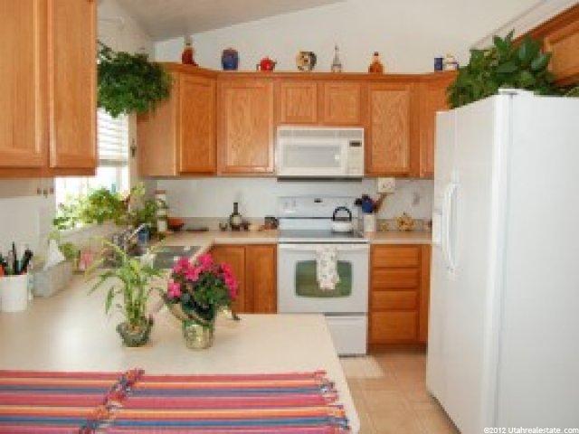 5303 S 4050 W, Roy, UT 84067 — photo 2