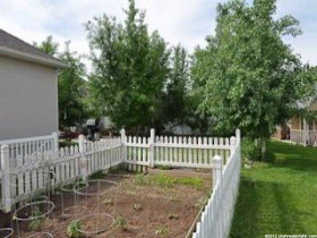 1121 N 1170 W, Clinton, UT 84015 — photo 4