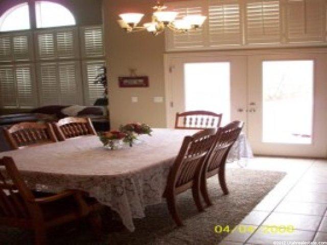 1076 S Angel St, Layton, UT 84041 — photo 4