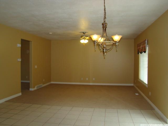 433 Eagle Point Cir, North Salt Lake, UT 84054 — photo 4