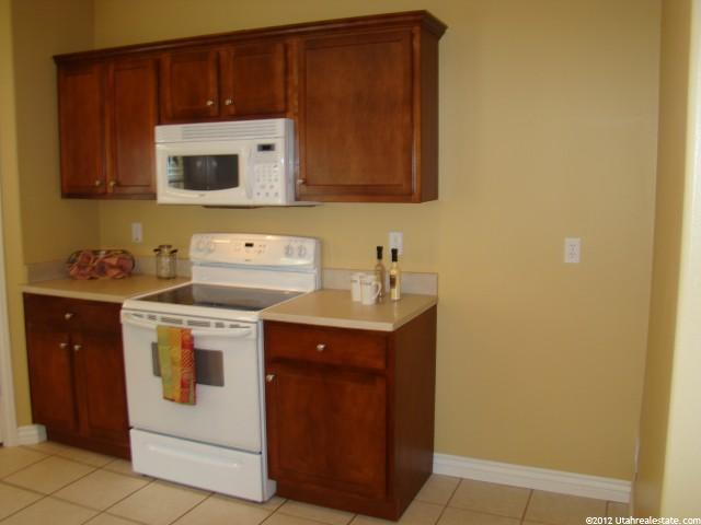 433 Eagle Point Cir, North Salt Lake, UT 84054 — photo 5