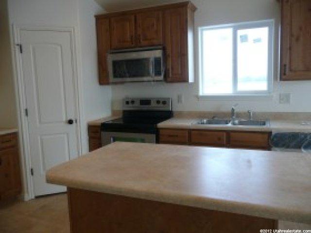 348 E 1080 S, Roosevelt, UT 84066 — photo 4