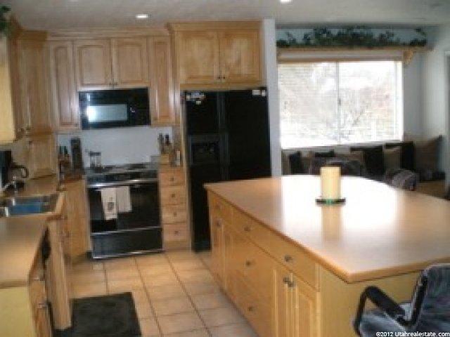 5868 S 3650 W, Roy, UT 84067 — photo 2