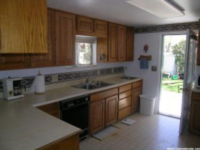 667 S Highway 24, Lyman, UT 84749 — photo 3