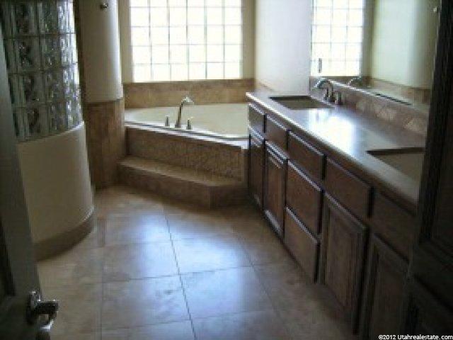 2314 S Augusta Dr, Bloomington, UT 84790 — photo 5