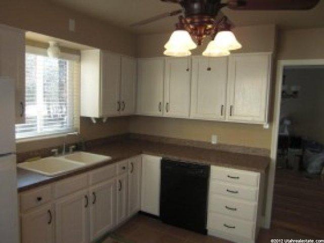 360 E 100 S, Bountiful, UT 84010 — photo 3