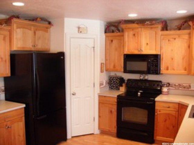 102 S 400 W, Tremonton, UT 84337 — photo 4
