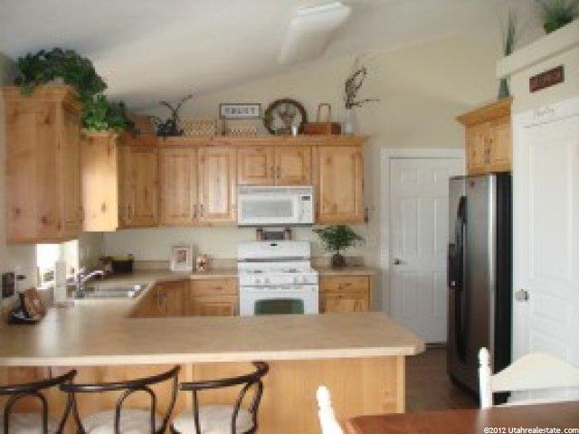 221 W 400 N, Smithfield, UT 84335 — photo 3
