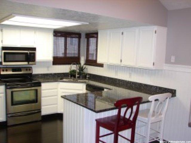 11252 Wolf Point Cir, Sandy, UT 84070 — photo 2