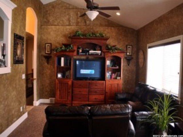 135 S 300 E, Pleasant Grove, UT 84062 — photo 4