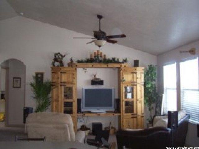 620 W 25 N, Clearfield, UT 84015 — photo 4