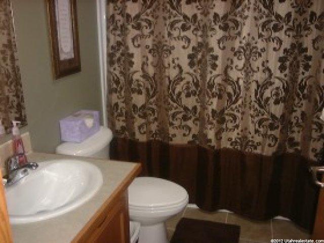 2065 S 450 W, Vernal, UT 84078 — photo 9