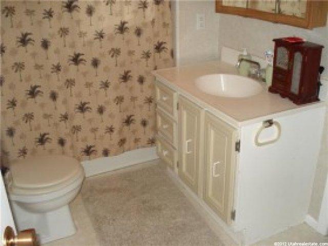 124 W 2400 N, Sunset, UT 84015 — photo 2