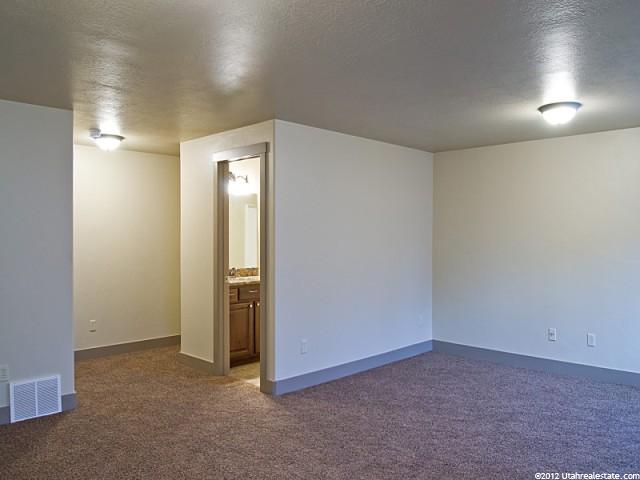 2052 S Orchard Dr, Bountiful, UT 84010 — photo 9