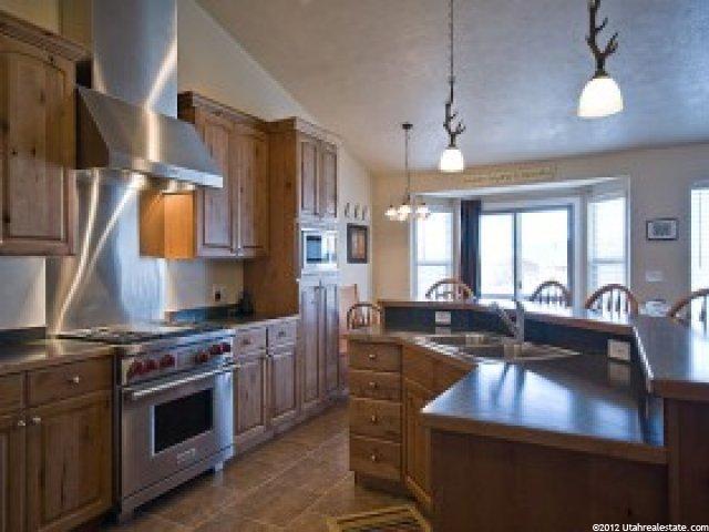 809 E Wrangler Ct, Grantsville, UT 84029 — photo 6