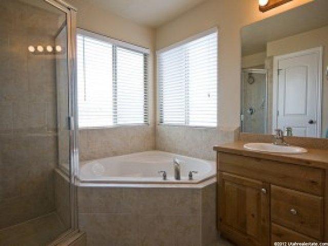 809 E Wrangler Ct, Grantsville, UT 84029 — photo 10