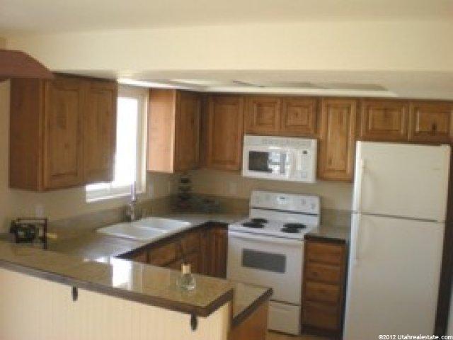 936 W 2600 N, Clinton, UT 84015 — photo 4