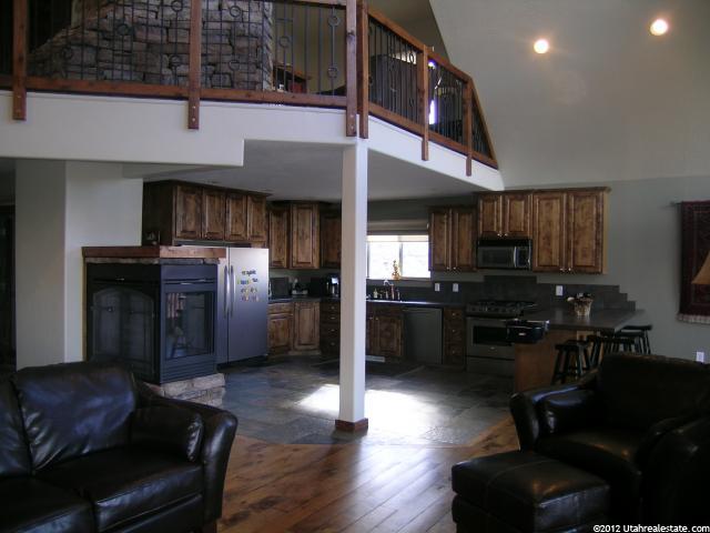 660 E Fish Hatchery Rd, Bicknell, UT 84715 — photo 2
