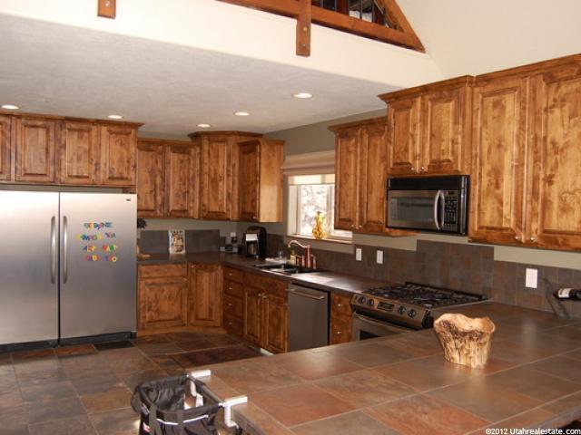 660 E Fish Hatchery Rd, Bicknell, UT 84715 — photo 3