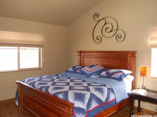660 E Fish Hatchery Rd, Bicknell, UT 84715 — photo 4